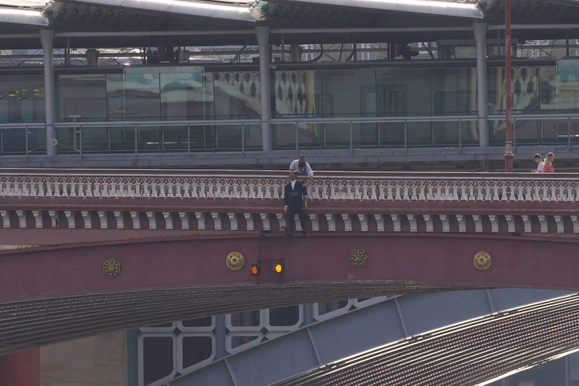 9913-1920w Artivism by Red Jay: Guerilla Art Installation on Blackfriars Bridge in London